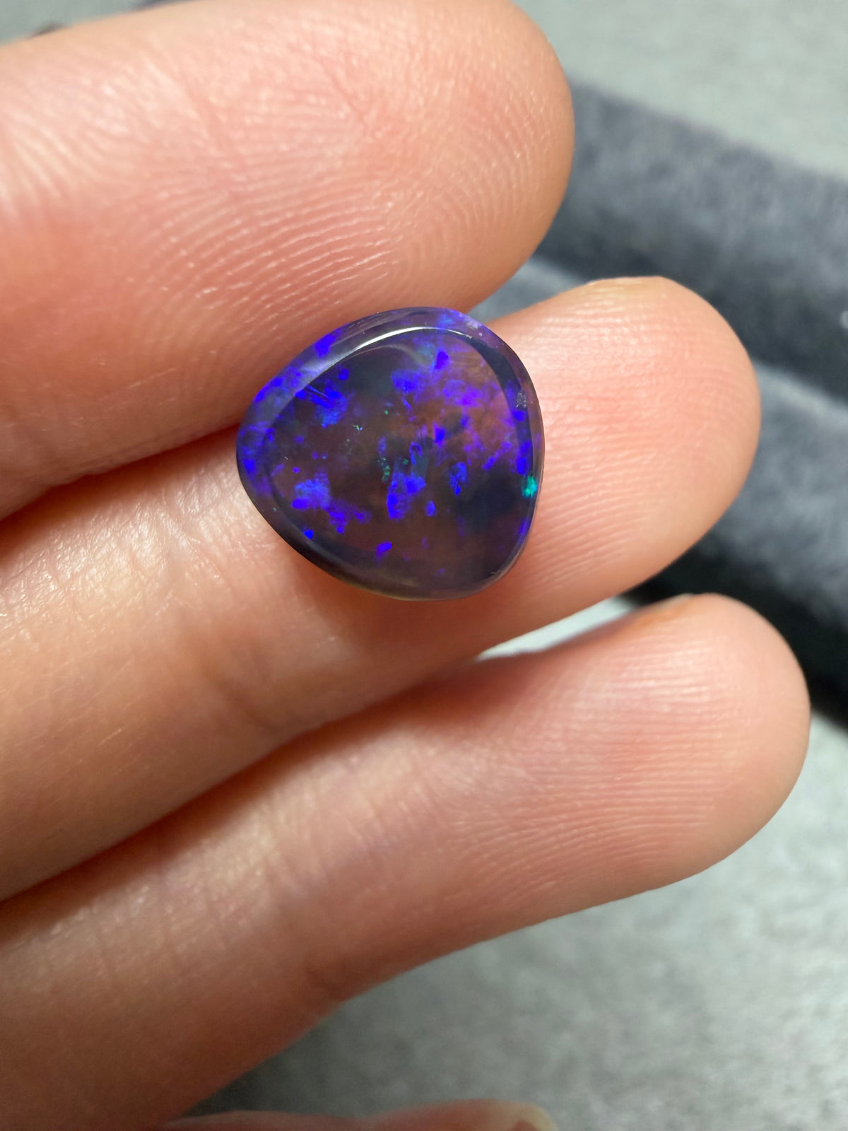 27.Lightning ridge black Crystal Opal -1.95ct