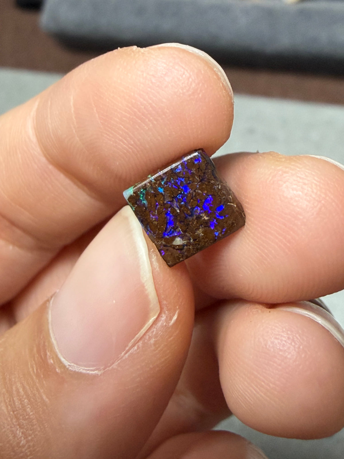6.Boulder Opal