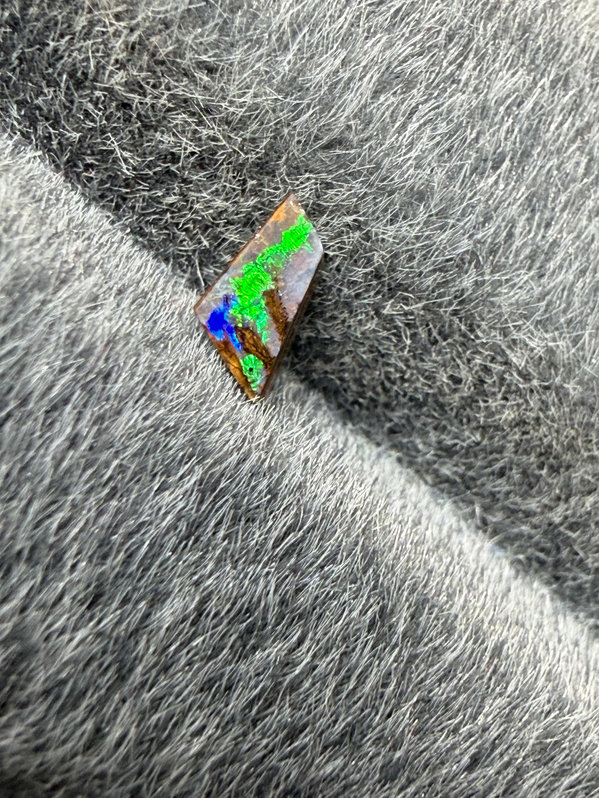 26.The flash Boulder Opal